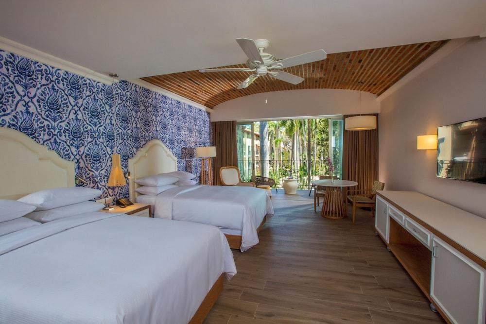 Krystal Grand (adults Only) Hotel